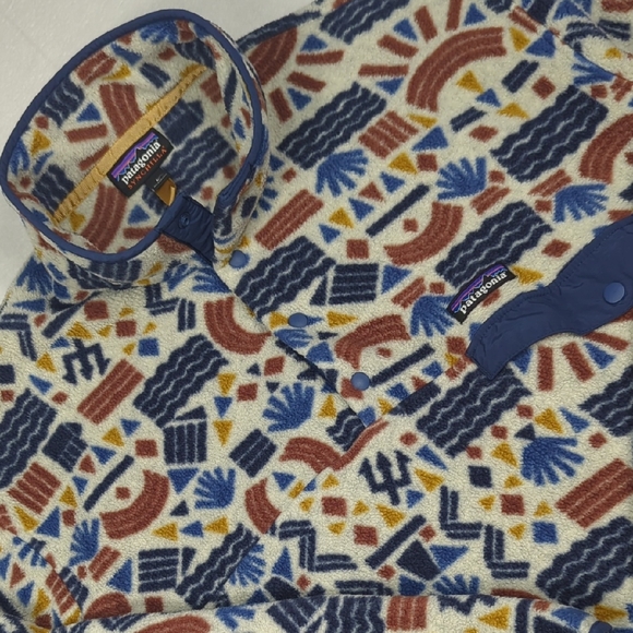 Patagonia Other - Patagonia Lightweight Synchilla Snap-T Pullover Protected Peaks Oatmeal Mens Lrg